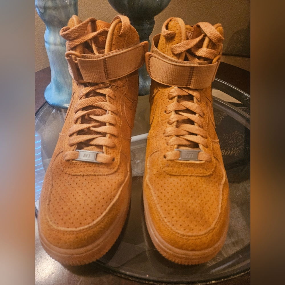 Nike Air Force 1 High Suede Tawny Brown Size 7.5 "Rare 2015"